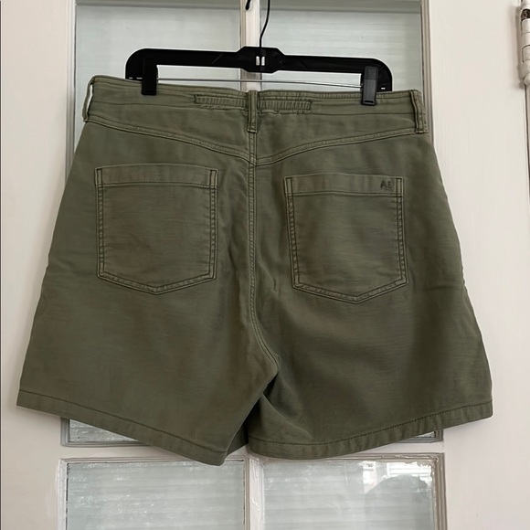 American Eagle Baggy Mom Shorts Olive Green Women's Shorts - Picture 3 of 6